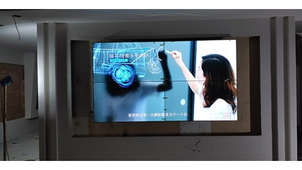 南京31605部队展厅的拼接屏